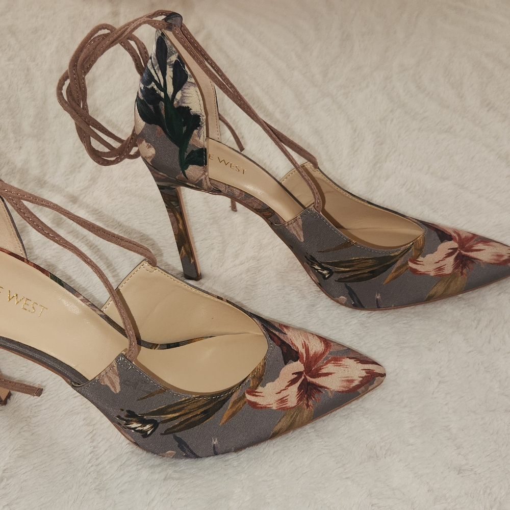 Nine West Floral Lace-Up Heels - Black and Cream